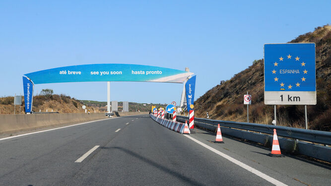 Entrada a España a través del Puente fronterizo