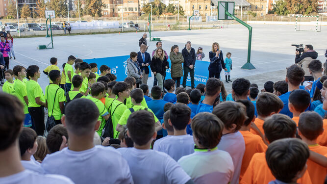 Casi 300 niños y niñas disfrutan de la fiesta del deporte con las Escuelas Deportivas de Huelva