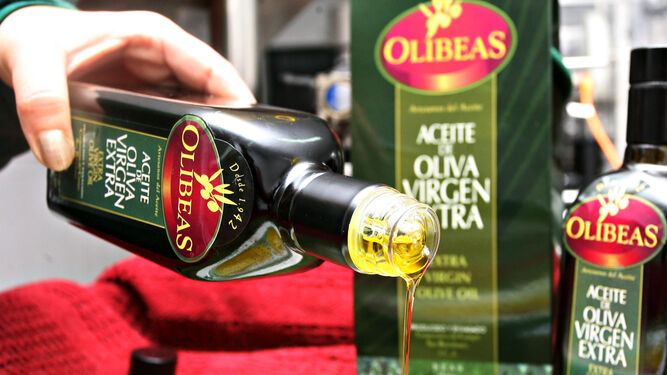 Consigue un pack de aceite de oliva virgen extra Olibeas, uno de los mejores de Huelva
