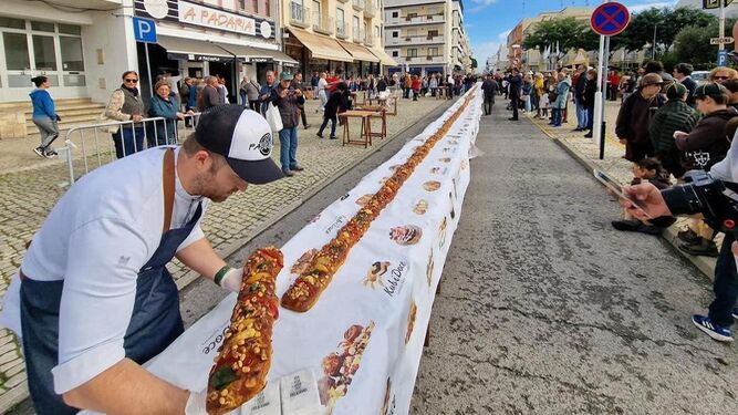 ¿Ganas de Roscón de Reyes? Prueba uno de los más grandes del mundo a un paso de Huelva