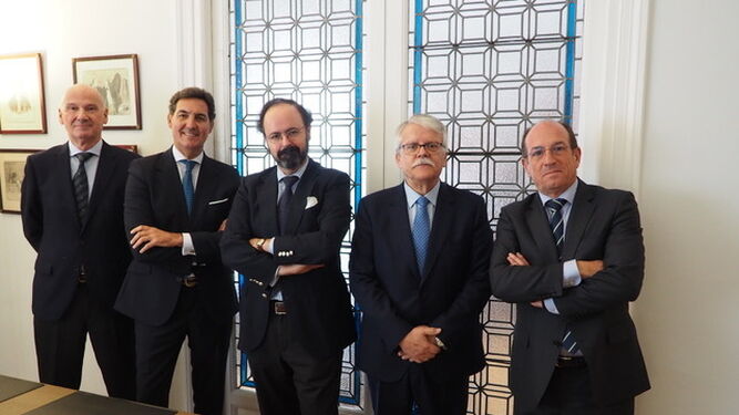 Alfonso Martínez del Hoyo, Manuel Pérez Cuajares, Juan Carlos Alférez, Bernardo del Rosal y Simón Fernández.