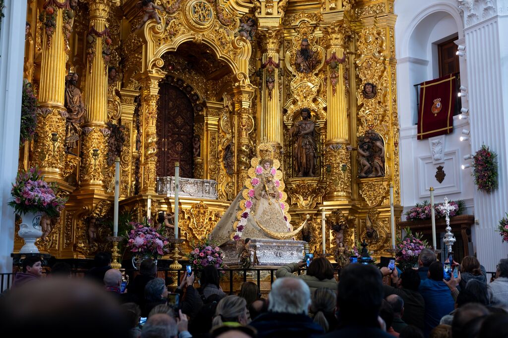La Virgen del Roc&iacute;o vuelve al culto tras su restauraci&oacute;n