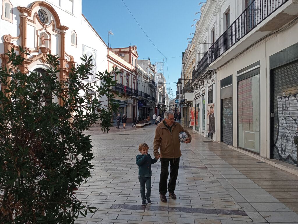 Im&aacute;genes del ambiente en Huelva en el d&iacute;a de Navidad