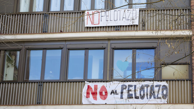 Protesta del vecindario ante una subida masiva del alquiler en febrero de 2023 en Madrid