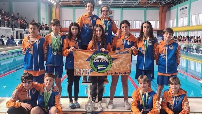 Nadadores del Club Natación Huelva.