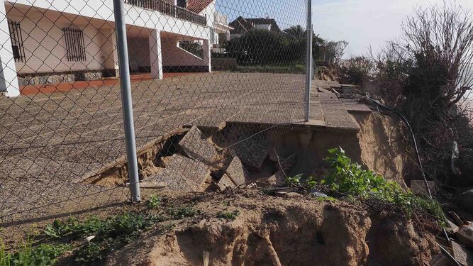 Daños ocasionados en El Portil por los temporales del pasado mes de enero