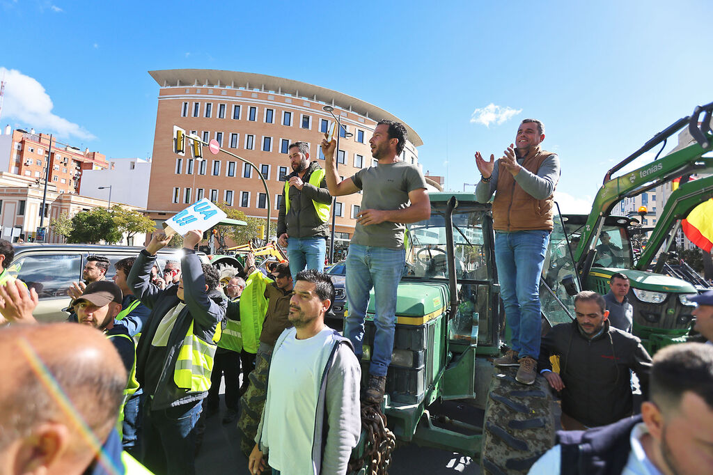 Im&aacute;genes de la jornada de protestas de los agricultores en Huelva