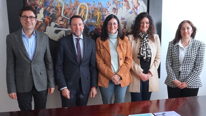 La Universidad de Huelva y Aguas de Huelva renuevan su alianza a través de la Cátedra de Innovación Social