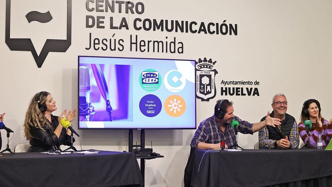 Día de la Radio en el Cantro Jesús Hermida.