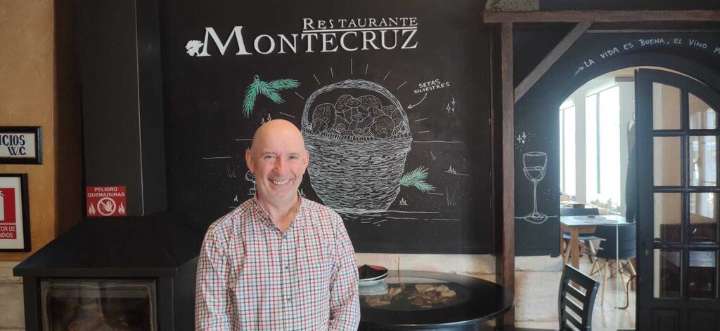 Manolo Garc&iacute;a, en su Restaurante Montecruz