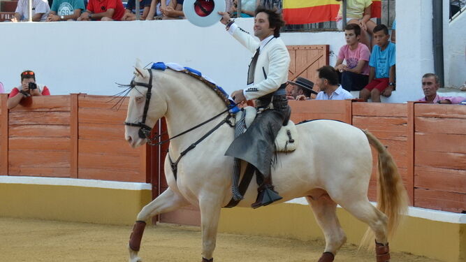 Andrés Romero en una pasada actuación en la plaza de toros de Aracena