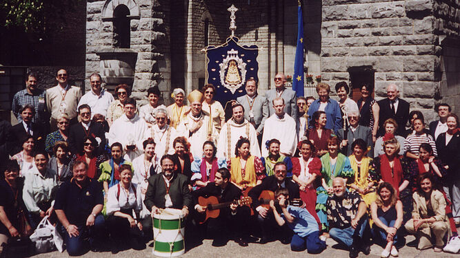 Hermandad del Rocío de Bruselas en el año 2000.