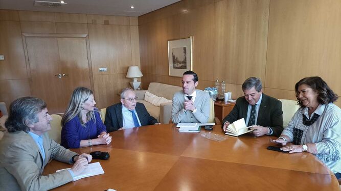 La Junta pide colaboración a los abogados de Huelva para derivar asuntos al nuevo servicio de mediación penal