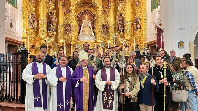 El arzobispo de Toledo ha acompañado a la filial rociera en los actos.