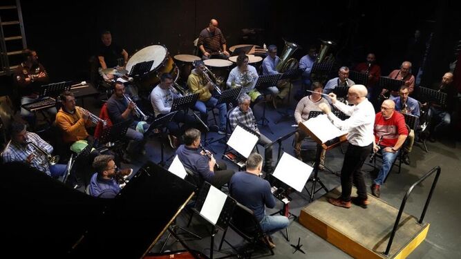 La Banda Sinfónica Municipal durante un ensayo en el Gran Teatro en 2022