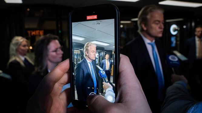 El ultraderechista Geert Wilders, a su llegada al Parlamento en La Haya.
