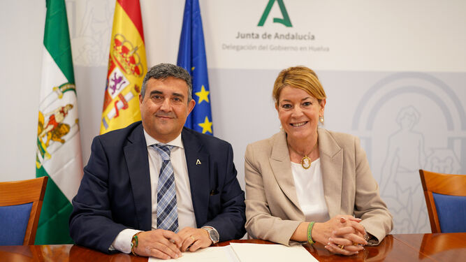 La Junta de Andalucía, primera institución en adherirse al manifiesto por la línea de alta velocidad Faro-Huelva-Sevilla