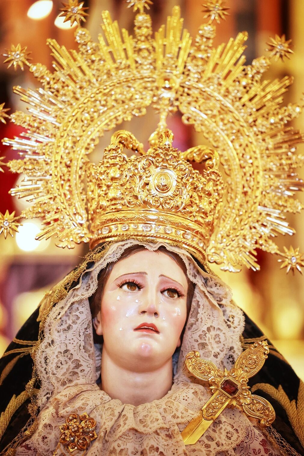 Las im&aacute;genes de la Virgen del Mayor Dolor (Vera Cruz) tras su restauraci&oacute;n