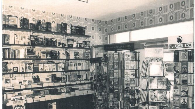 Instalaciones de Librería La Parada en el año 1980.