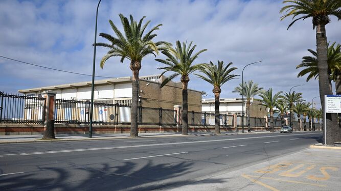 La Avenida de Hispanoamérica, que será soterrada para la futura remodelación del Muelle de Levante.
