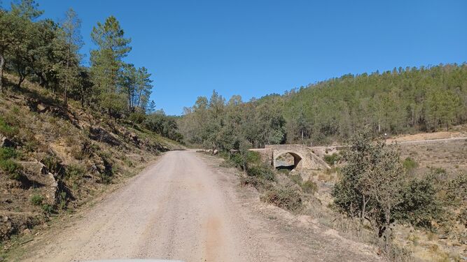 Arreglan la carretera que une Nerva y La Granada de Riotinto, "una reivindicación histórica"