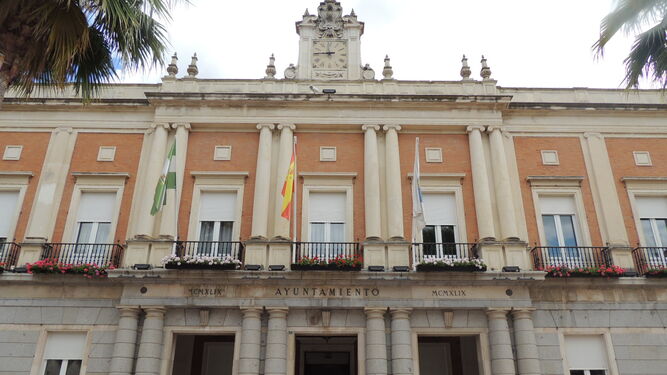El Ayuntamiento de Huelva.