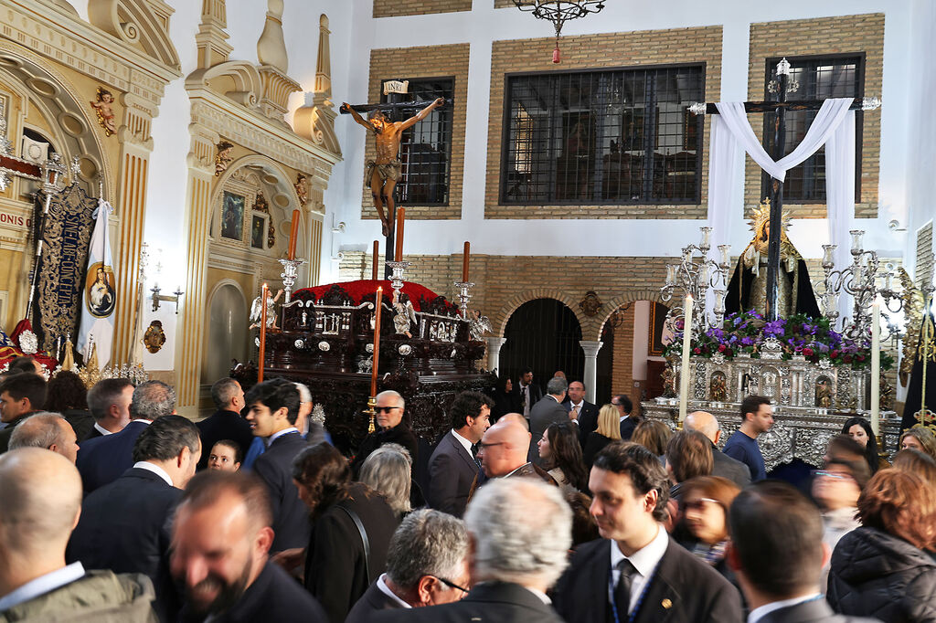 Las mejores im&aacute;genes del Jueves Santo en Huelva: Hermandad de la Buena Muerte