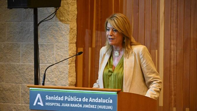 La alcaldesa de Huelva, Pilar Miranda, en su intervención este lunes en el Juan Ramón Jiménez